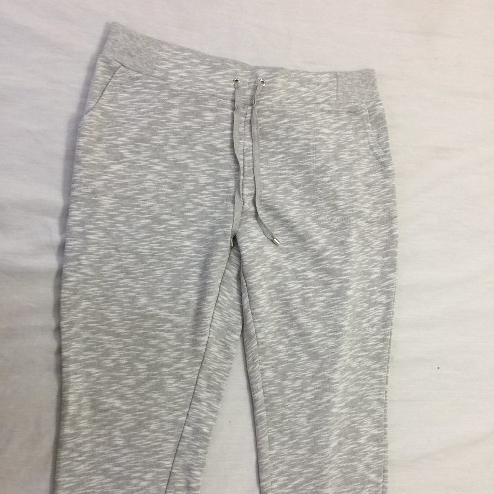 🦚🦚🦚 CROFT BARROW WOMENS ATHLETIC CAPRIS PANTS SIZE M 🦚🦚🦚